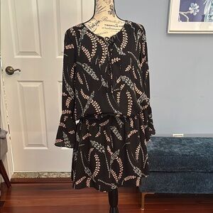 Chelsea28 Black and Pink Floral Long Sleeve Dress